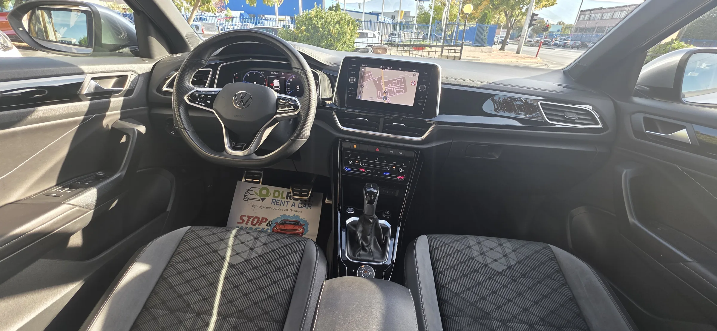 VW T-ROC R-LINE