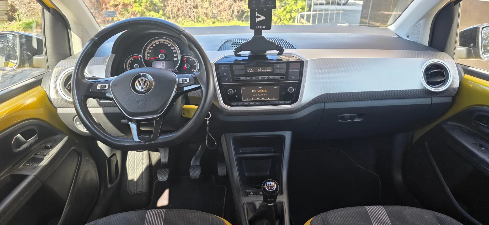 VW UP